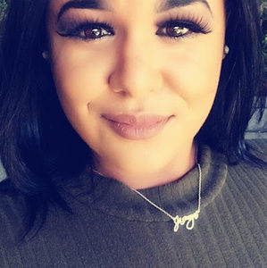 Meet your Posher, Jasmyne